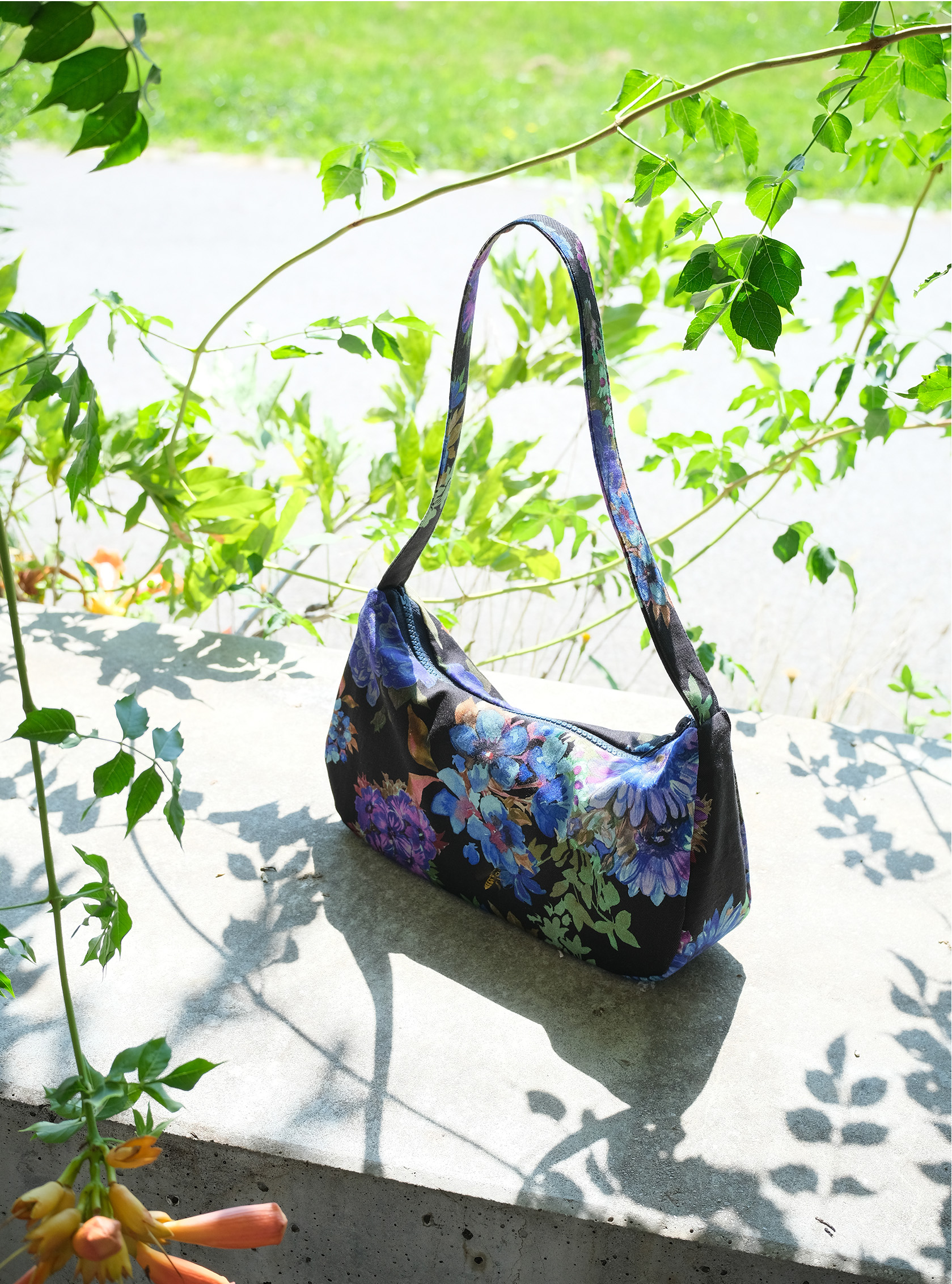 Night Bloom Bag - Image 12
